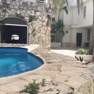 Casa Corazon De Melon Hostel